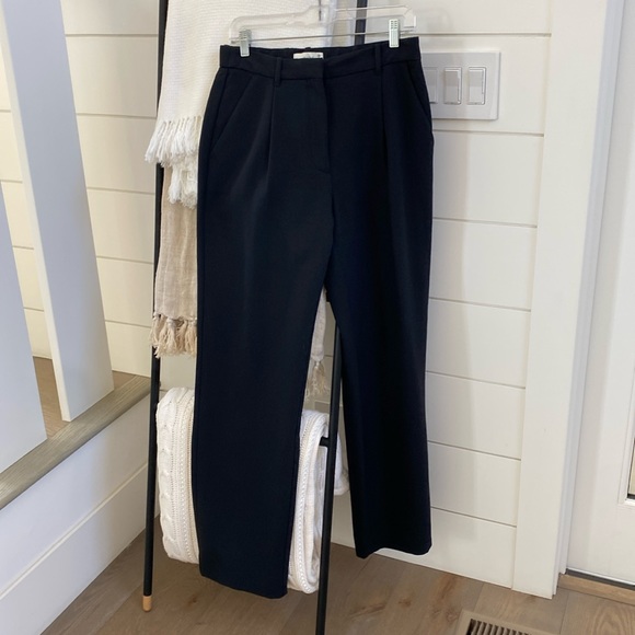Abercrombie & Fitch Pants - Abercrombie and Fitch, Black Sloan Tailored Pant. Size 29/8.Long.